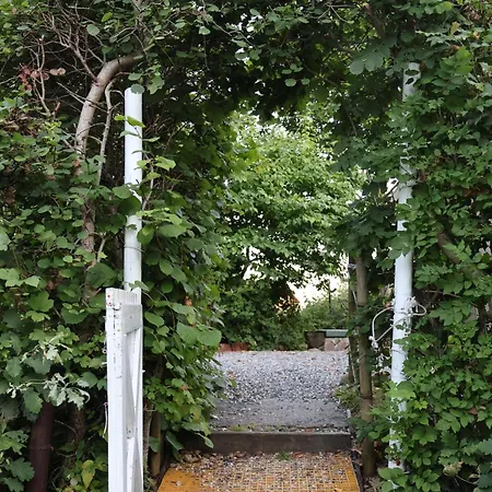 Ferienhaus Vaicay Garden *
